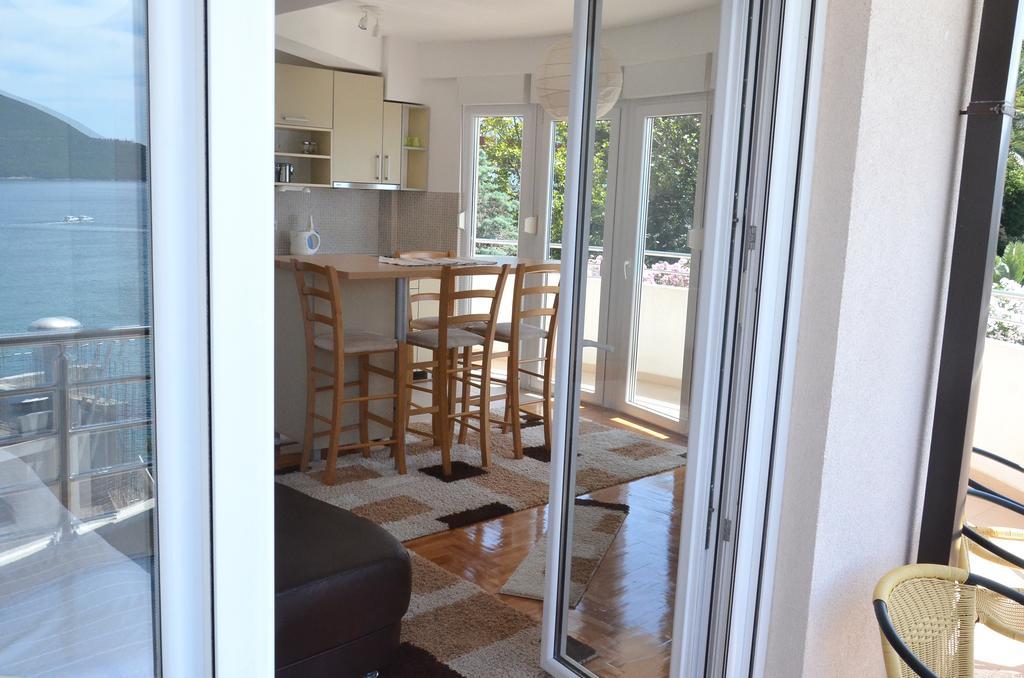 Apartments Bellevue - Otasevic Herceg Novi Rom bilde