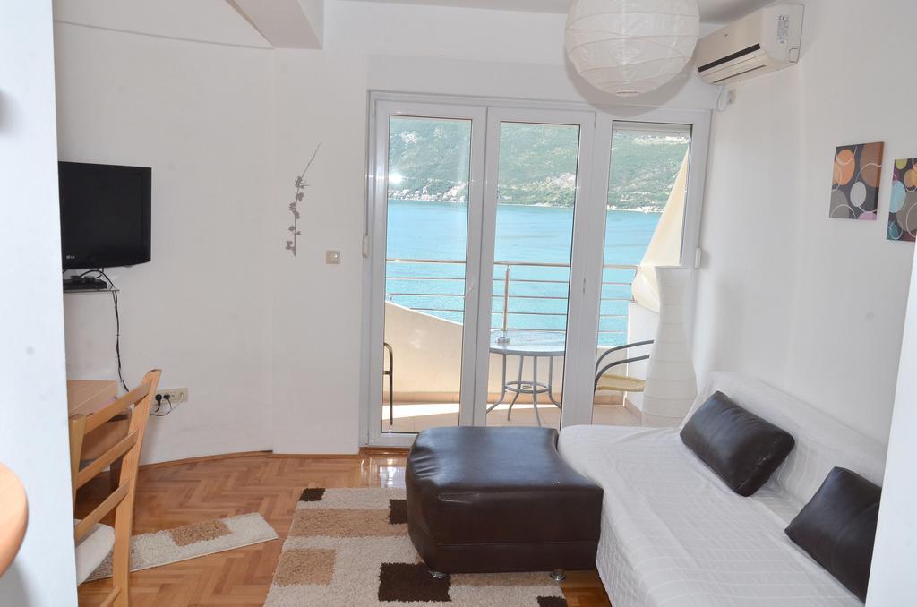 Apartments Bellevue - Otasevic Herceg Novi Rom bilde